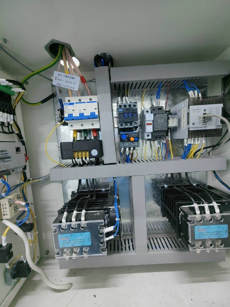 固态继电器与电力调整器区别？