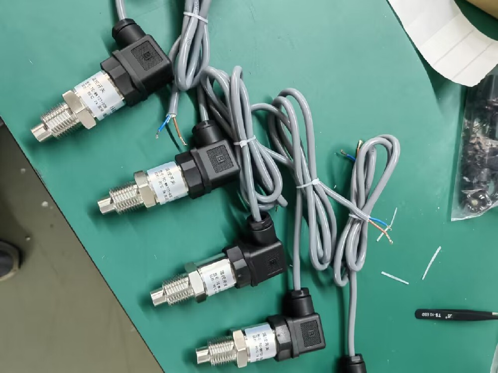 热电偶可能接受的最大压力是几多？在高压环境下是否会影响丈量正确性？