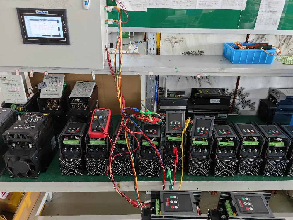 在构筑能源治理领域，电力调整器怎么共同智能照明系统实现最大化节能？