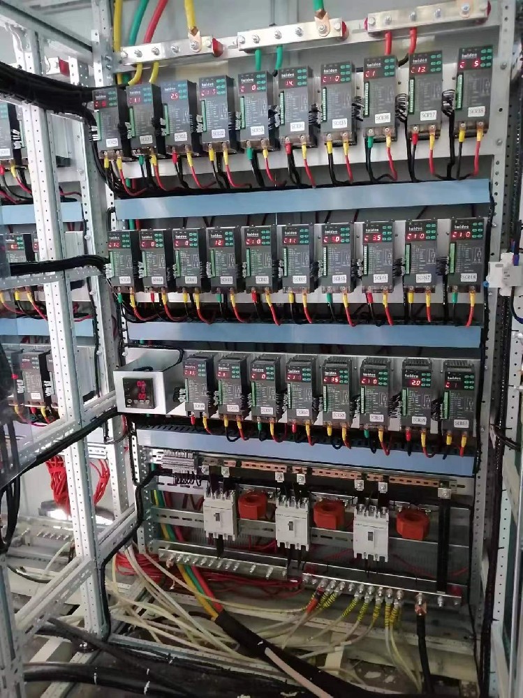 炸裂！不起眼的温控，竟藏着让工业设备产能暴涨 10 倍的奥秘